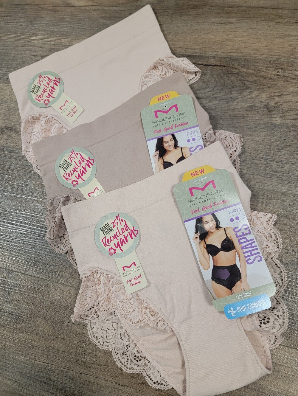 Maidenform LOT OF 3 NWT Self Expressions Firm Shapes Briefs Lace Small 2 Colors
